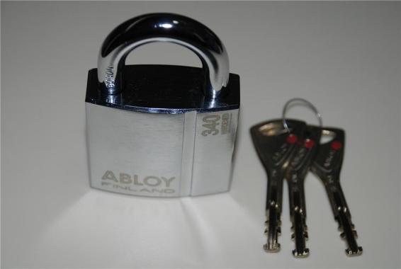 ВСЕПОГОДНЫЙ Навесной замок  с защитой дужки PLI340 Abloy